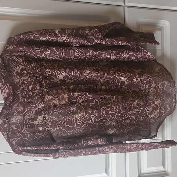 Floral Patterned Womens Blouse - Picture 9 of 11